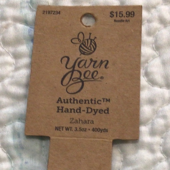 Hand made women’s shawl - Picture 6 of 7